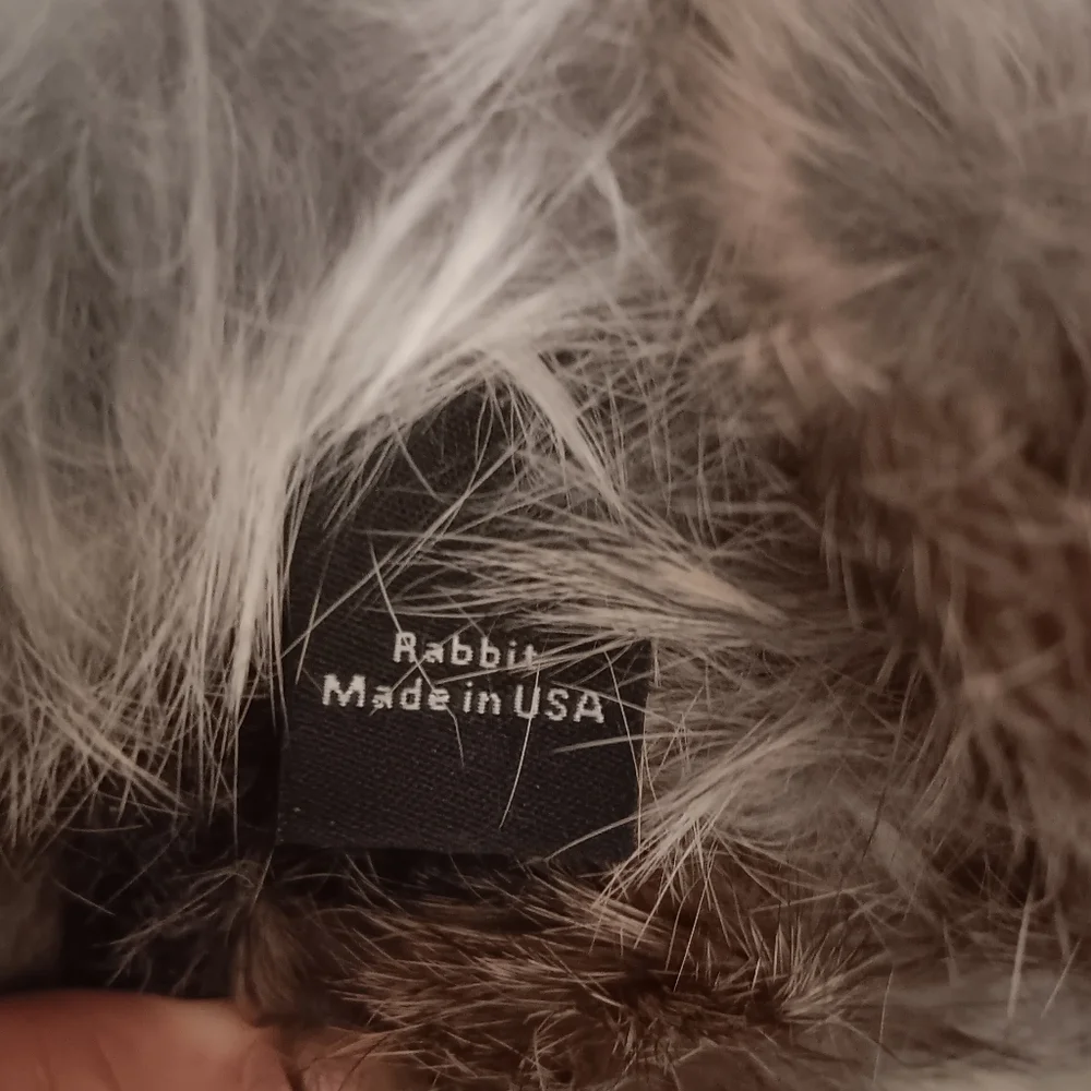 Elegant Rabbit Fur Earmuffs - Black and Gray - Picture 13 of 15